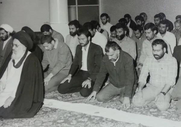 مسیر پر پیچ و خم تبلیغ از محله آب منگل تهران تا وین اتریش
