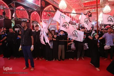 حرم مطهرحضرت اباعبدالله الحسین‌(ع) در روز اربعین