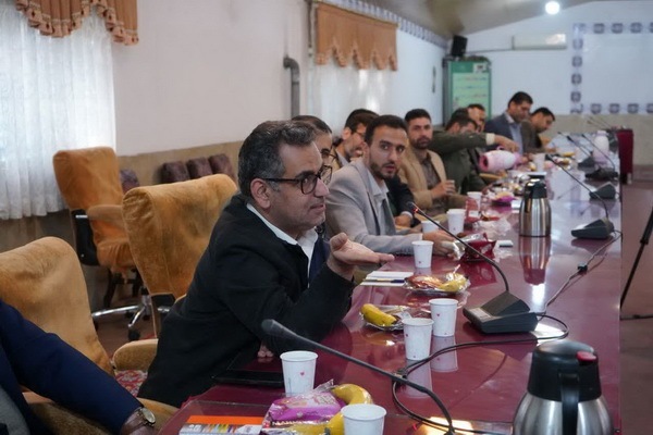 نشست فعالان قرآنی فرهنگیان مازندران برگزار شد