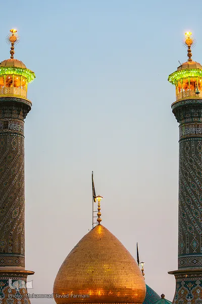 آیین تعویض پرچم گنبد حرم عبدالعظیم حسنی (ع)