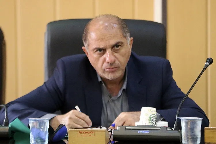 تشكل‌های مردمی در حوزه آسیب‌های اجتماعی به یاری دولت بشتابند