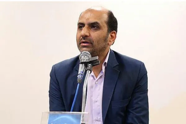 ضرورت اهدای نشان عالی قرآن در فیلم فجر