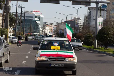 راهپیمایی خودرویی و موتوری مردم گیلان در سالروز پیروزی انقلاب