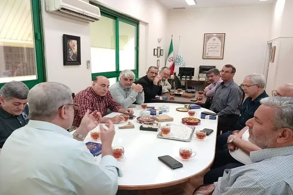 جلسه اندیشه‌ورزان قرآنی دهه ۶۰ برگزار شد + عکس