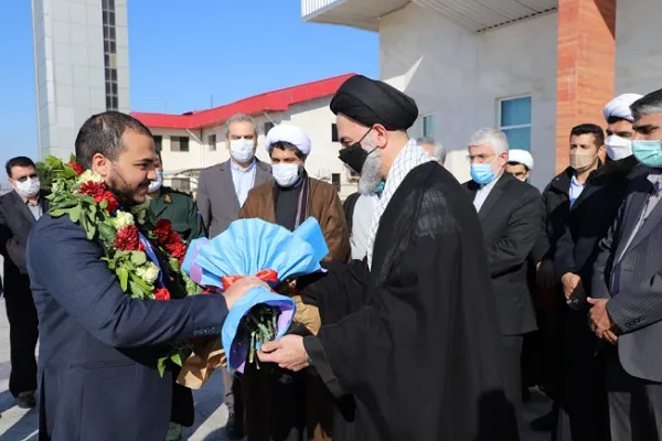 عکس | آئین استقبال از قاری برتر مسابقات قرآن اوقاف در گلستان