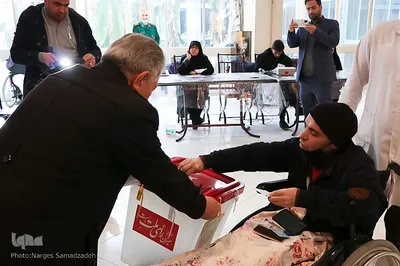 شور انتخابات در آسایشگاه جانبازان شهید مطهری