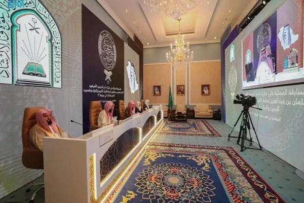 مشاركة 72 متسابقاً ومتسابقةً في مسابقة لحفظ القرآن والسنة في بنين
