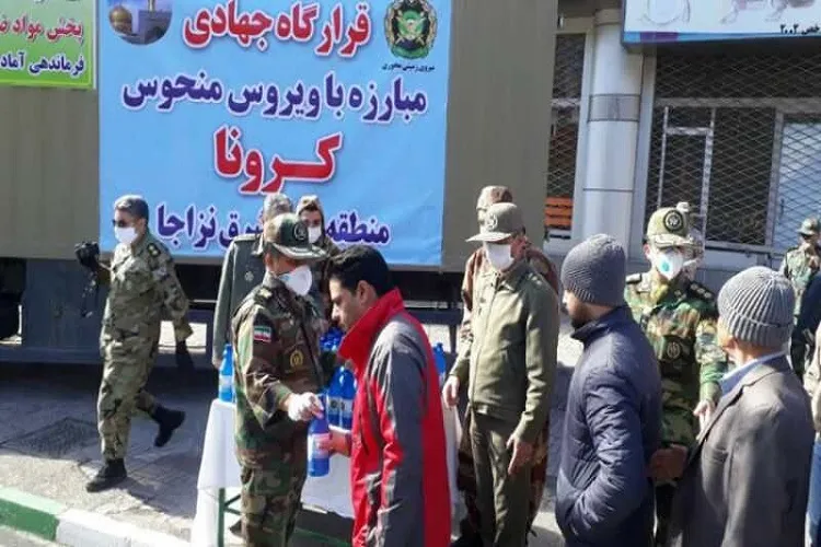 تولید مواد ضدعفونی‌کننده و ماسک توسط قرارگاه جنوب‌شرق ارتش