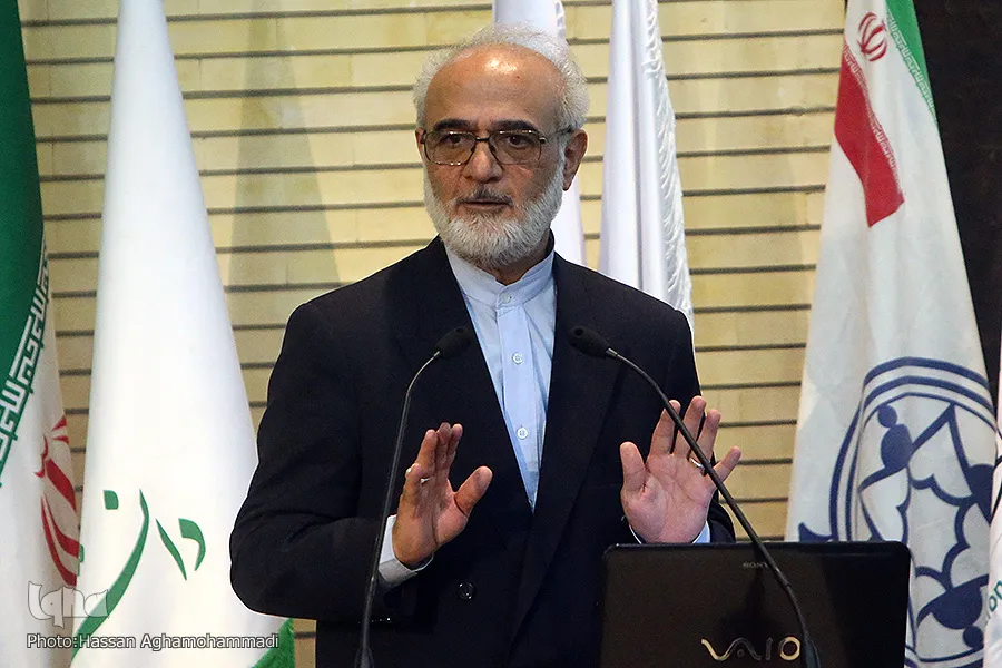 نهادسازی از ابتکارات امام خمینی(ره) است