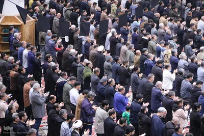 اقامه نماز عید سعید فطر در حرم شاهچراغ(ع)