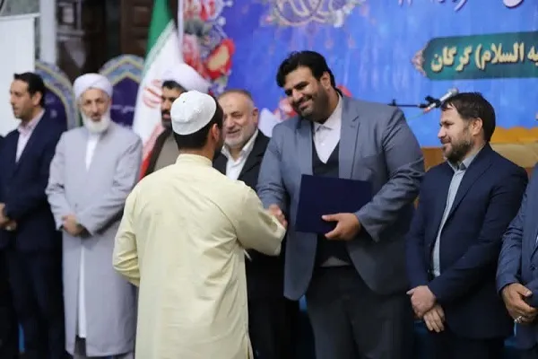 برگزیدگان مسابقات قرآنی اوقاف تجلیل شدند