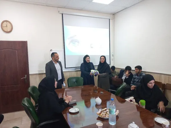برپایی نشست کرسی‌های ترویجی، عرضه و نقد ایده علمی در دانشگاه مازندران