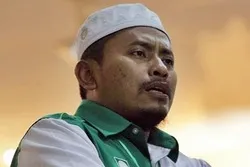 نائب مالیزي یطالب بتغییر مادة من الدستور لصالح الإسلام