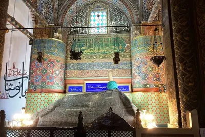 آرامگاه حضرت مولانا در شهر قونیه کشور ترکیه