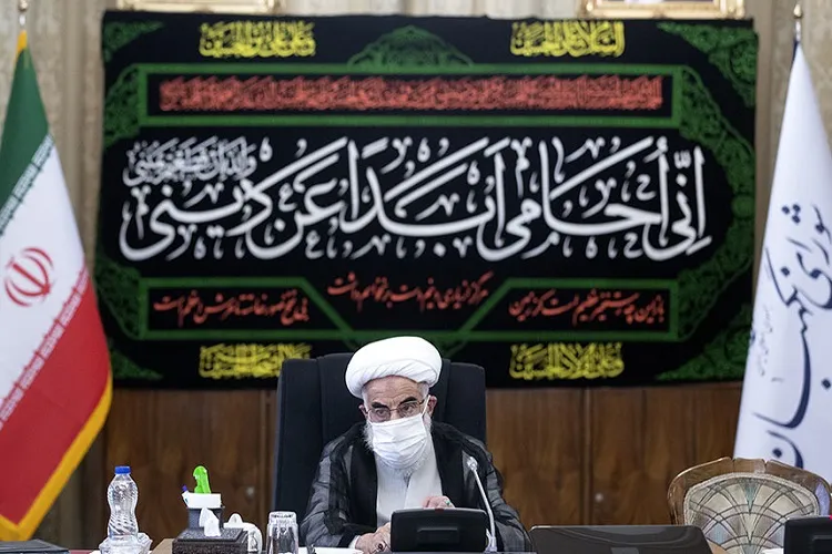 اربعین باید در طول قرن‌ها پرشکوه‌تر و پرشورتر باقی بماند