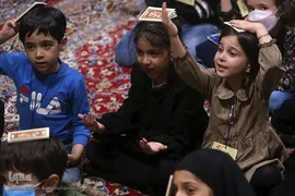 مراسم پرفیض احیای شب بیست و یکم ماه مبارک رمضان در مسجد دانشگاه تهران