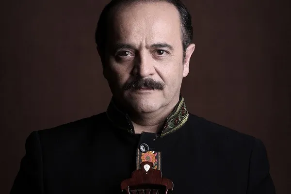بار فرهنگی آثار موسیقایی مورد توجه قرار گیرد