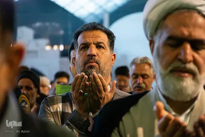 اقامه نماز عید فطر در مصلای اصفهان