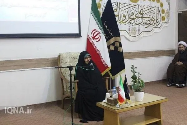 نقش مؤثر بانوان در جنگ شناختی بر کسی پوشیده نیست