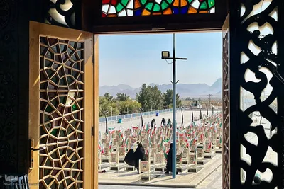 گلزار شهدای شهرضا؛ یادمان جاودانه‌ی ایثار و مقاومت در جوار حرم شاه‌رضا