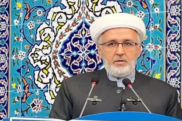 تهدید رهبر ایران نشانه‌ آشکار شکست استکبار جهانی است