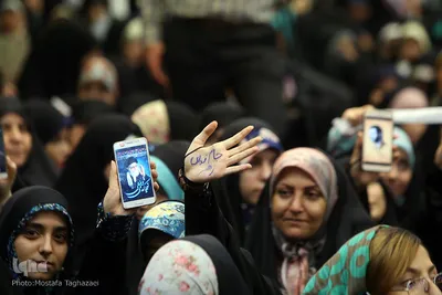 همایش دختران انقلاب