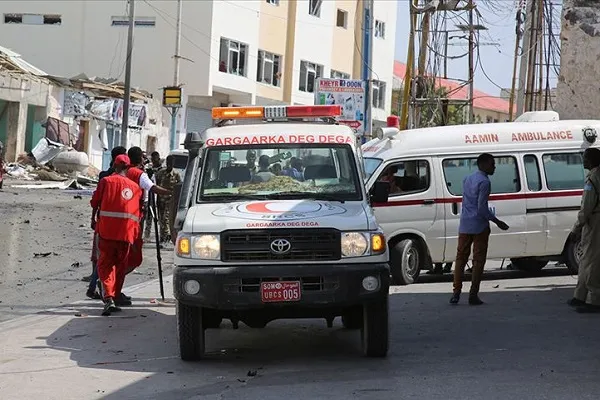 Somali'de minibüse bombalı saldırı: 10 ölü, 13 yaralı