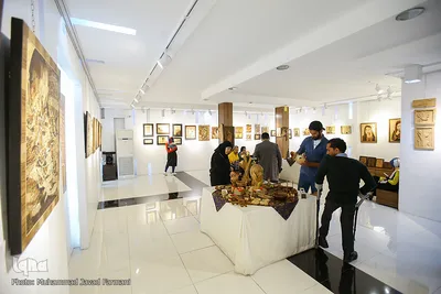 افتتاح نمایشگاه آثار هنری قربانیان اسید پاشی