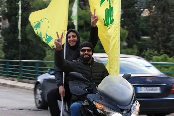 بازگشت آوارگان لبنانی به خانه‌هایشان + عکس و فیلم
