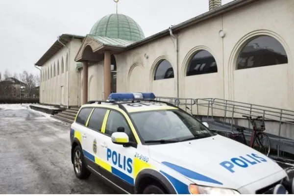 Müsəlman ictimaiyyəti İsveçdə islamofobiyanın artmasından narahatdır