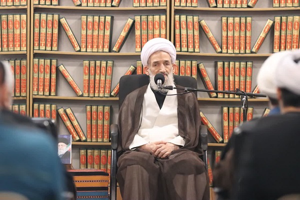 ارسالی // جامعه صالح با ایمان، اتحاد وهمدلی ساخته می‌شود