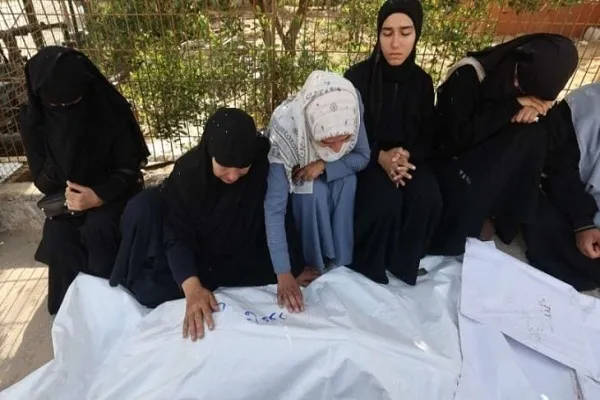اسرائیل هر ساعت یک زن فلسطینی را در غزه می‌کشد