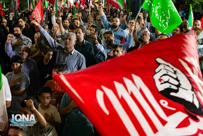 مراسم بزرگداشت چهلم خاکسپاری قائد شهید امت در اصفهان
