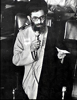 نخستین رئیسجمهور جمهوری اسلامی عزل شد نخستین رئیسجمهور جمهوری اسلامی عزل شد