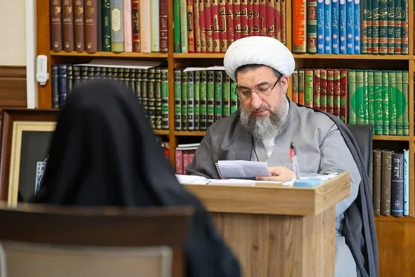 دیدار اقشار مختلف مردم با امام جمعه تبریز