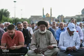 نماز عید سعید فطر در جوار سیدالکریم (ع)