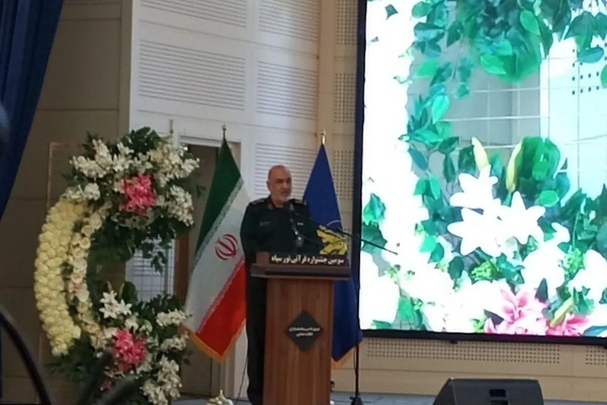 Kamanda wa IRGC: Kutekeleza Qur'ani Tukufu Kunazuia Kushindwa