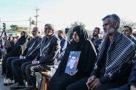 مراسم گلباران کلاس درس دانش‌آموز شهید محمدرضا کشاورز با حضور وزیر آموزش پرورش