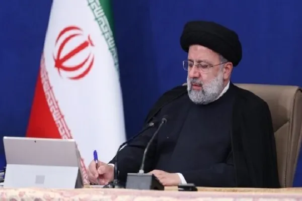 رئیس‌جمهور در پیامی درگذشت استاد سمیعی گیلانی را تسلیت گفت