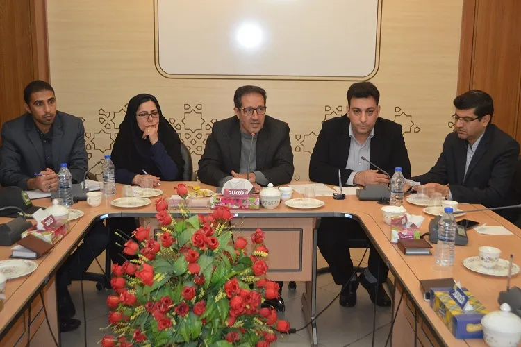 سخنرانی‌های زیاد برای نسل امروز قابل قبول نیست/ نوجوانان را بیشتر با آرمان‌ها آشنا كنیم