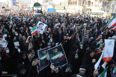 راهپیمایی شیرازی ها بر علیه اغتشاشگران