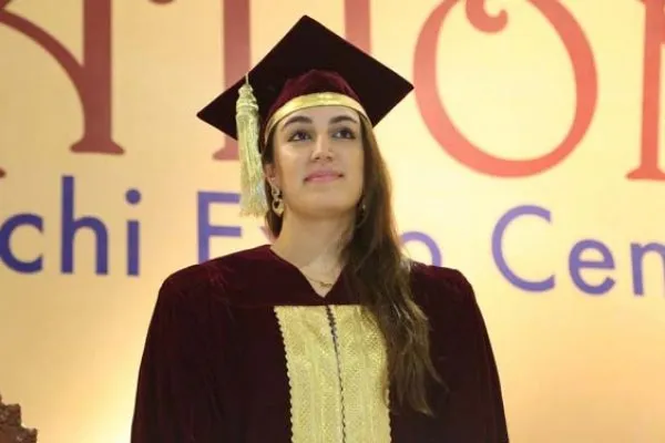 রমজান আইন ইসলাম বিরোধী : ক্ষুব্ধ বেনজির ভুট্টোর মেয়ে