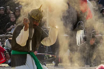 مراسم خیمه‌سوزان و مقتل‌خوانی در خمینی‌شهر اصفهان
