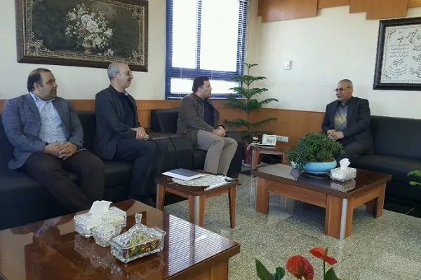 بررسی راه‌های همکاری جهاددانشگاهی چهارمحال‌وبختیاری با سازمان مدیریت و برنامه‌ریزی استان