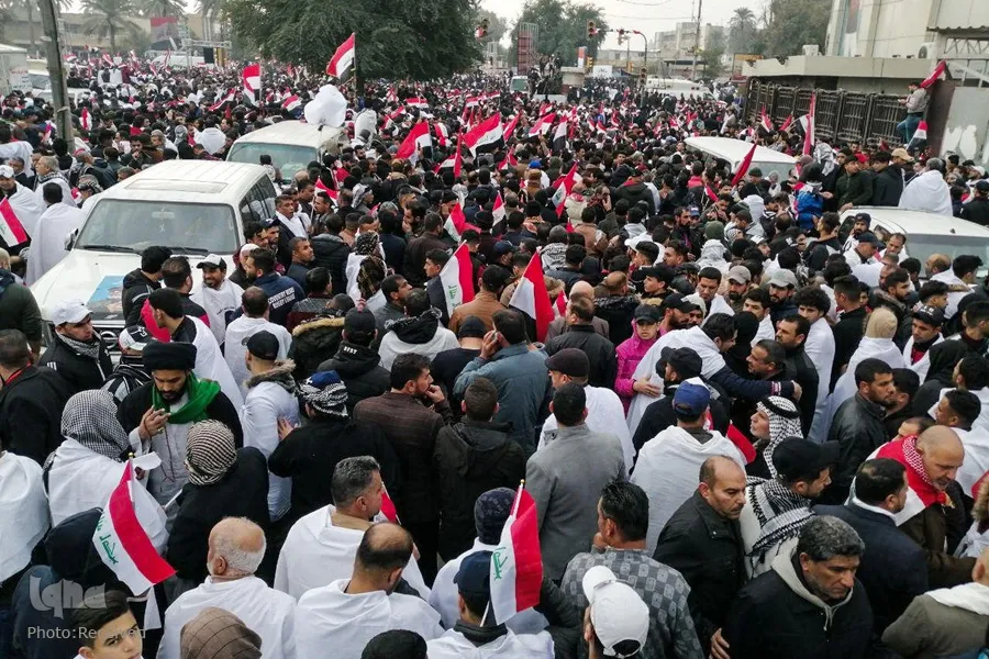 حشود غفيرة تشارك في مليونية العاصمة بغداد
