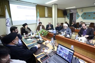 نشست سهم جامعه قرآنی در مشاکت پرشور