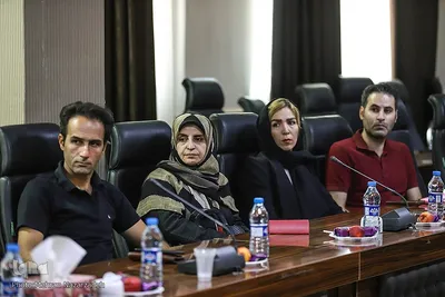 جلسه هم‌اندیشی بهبود فروش مشاغل خانگی در جهاد دانشگاهی آذربایجان شرقی‎