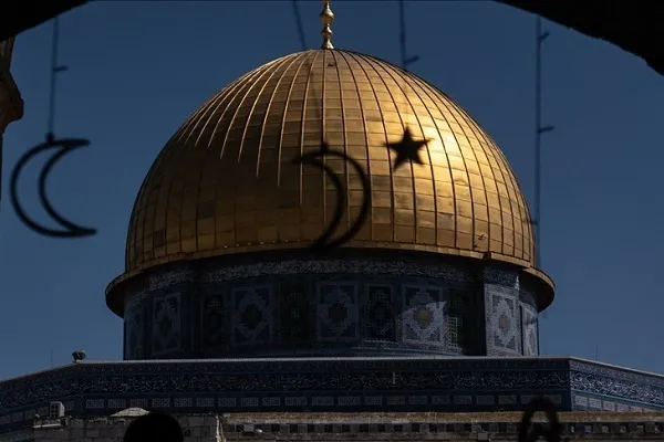 Hamas Apela por Presença Maciça em Al-Aqsa em Meio a Restrições Israelenses