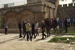 Zionistische Siedler stürmen die Al-Aqsa-Moschee