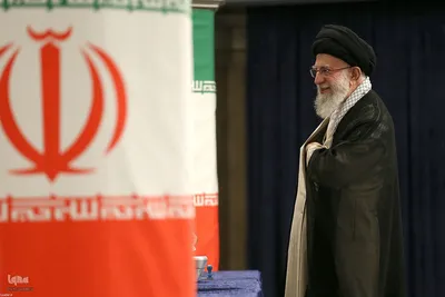 حضور رهبر معظم انقلاب در پای صندوق رأی انتخابات ریاست جمهوری